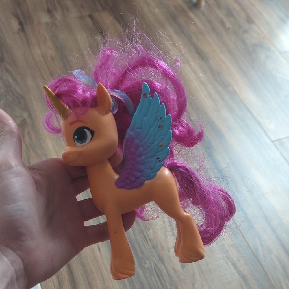 My Little Pony Orange Unicorn Pegasus with Pink Mane and Blue Wings